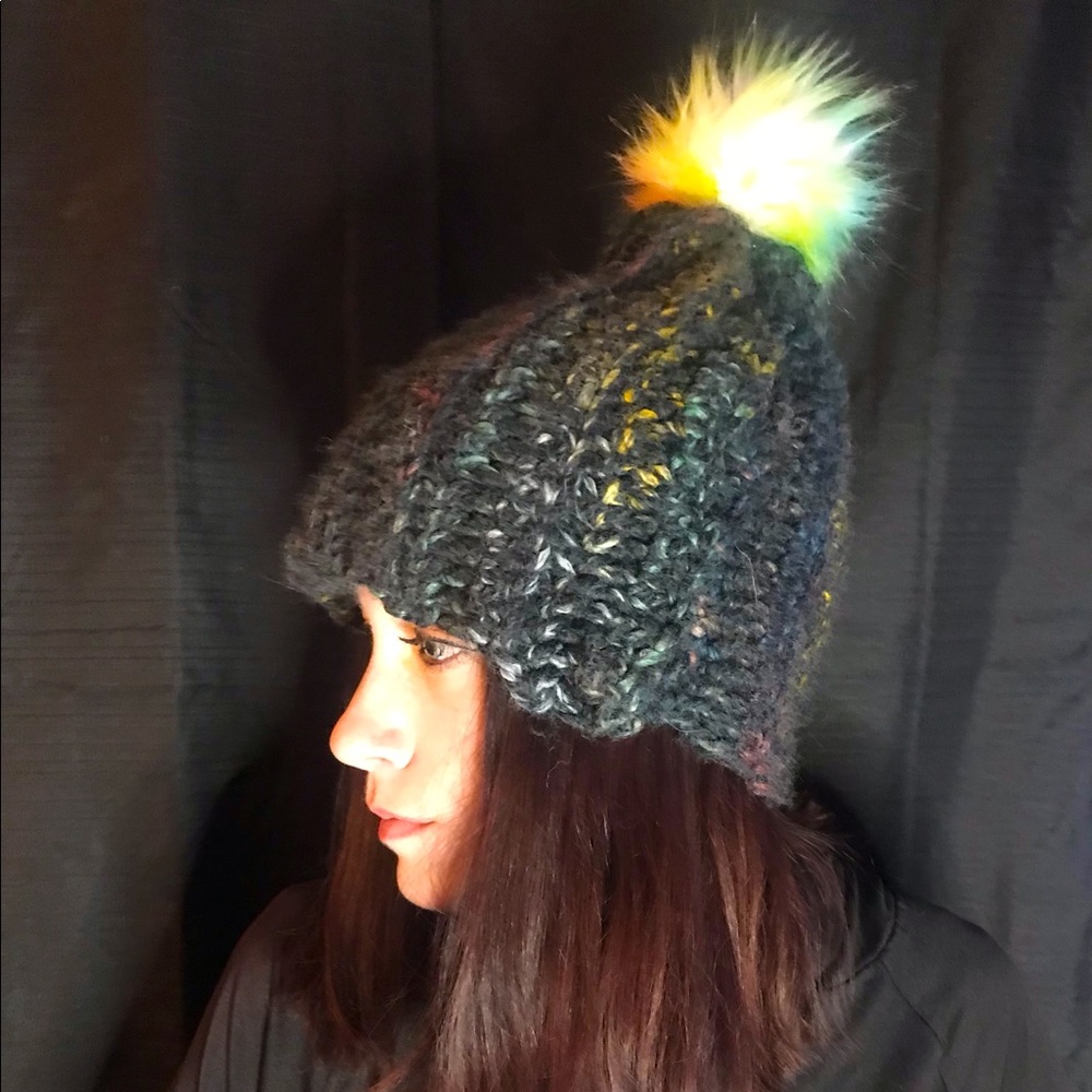 Beanie Acrylic Wool Faux Fur Pom